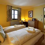 Haus Katharina Apartamento